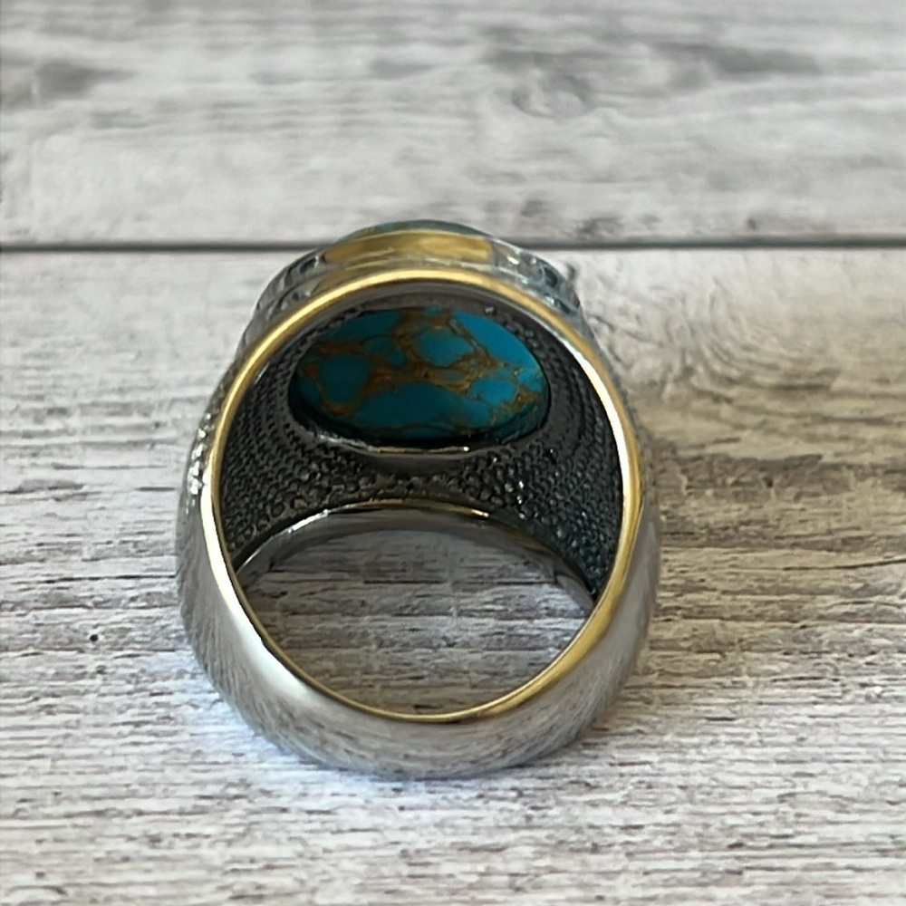 Turquoise Silver Ring - Picture 3 of 3